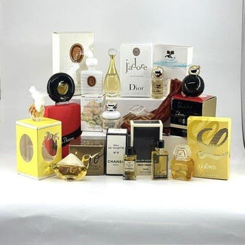 Collection thématique - Miniatures de parfums féminins