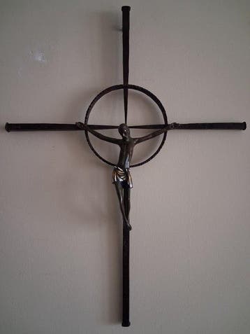 Crucifix - Brons, IJzer - 1950-1960 - Jezus in geëmailleerd, Antiek en Kunst