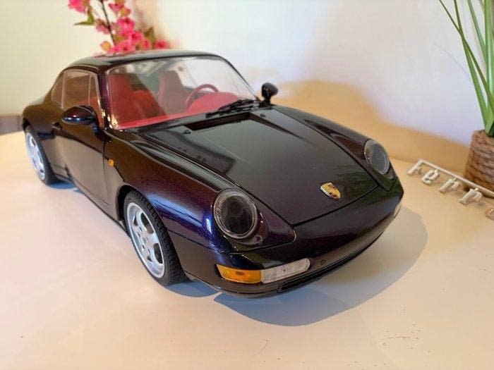 Pocher 1:8 - Modelauto - Porsche 911 Carrera, Hobby en Vrije tijd, Modelauto's | 1:5 tot 1:12