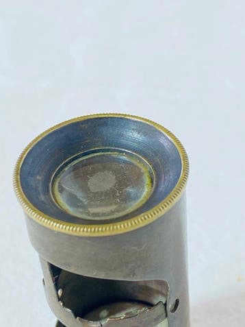 Microscope - de voyage Ancien , rare , dobservations