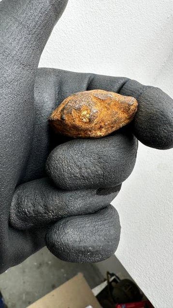 Gebel Kamil meteoriet Exemplaar - 101 g - (1)
