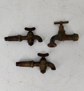 Outil de travail (3) - Lot de 3 robinets
