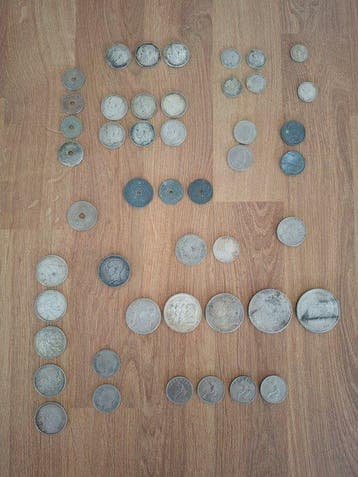 België. Lot de 47 pièces de monnaies Belges (Zonder