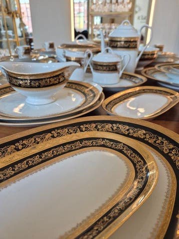 Limoges - Service de table pour 12 (73) - Porcelaine - Doré
