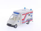 Schaal 1:55 Siku 2020 ambulance #5086 (Automodellen), Ophalen of Verzenden, Zo goed als nieuw