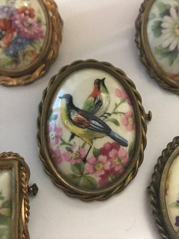 Collection thématique - Broches Porcelaine de Limoges -