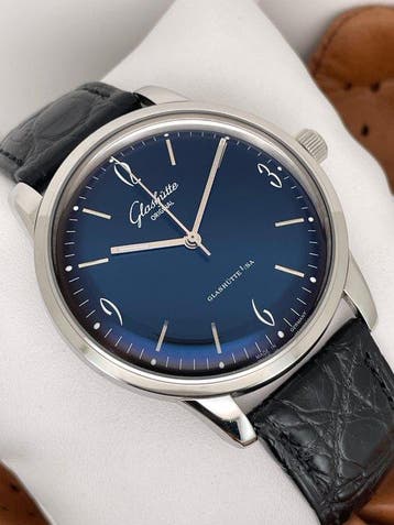 Glashütte Original - Original Sixties - 1-39-52-06-02-04 -, Handtassen en Accessoires, Horloges | Heren, Nieuw
