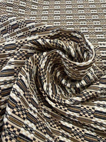 KVADRAT - 1812Elegant jacquardstof met een onregelmatig