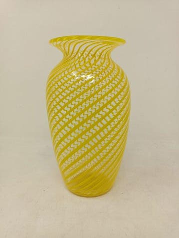 Mastri vetrai muranesi - Vaas - Muranoglas - halve filigraan, Antiek en Kunst
