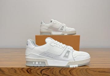 Louis Vuitton - LV Trainer White Grey Signature - Sneakers -