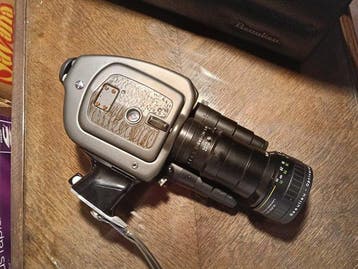 Beaulieu 4008 ZM II Super 8 Camera Outfit - Schneider