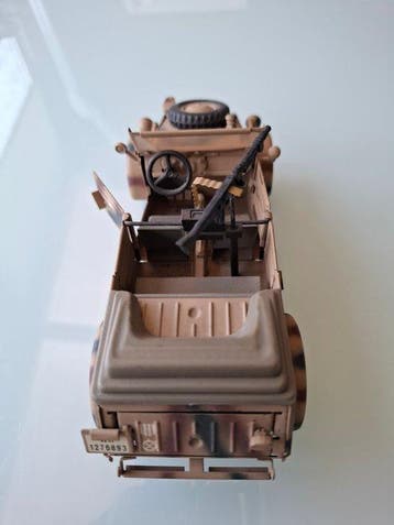 1:24 - Modelauto - Volkswagen Kübelwagen
