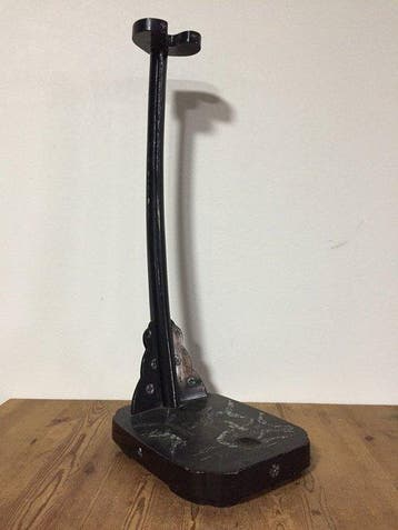 Antique Japanese Black Lacquer Tachi Sword Stand - Raden