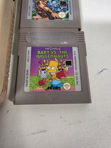 Nintendo - Gameboy Classic - Game Boy Classic & 4 Games &
