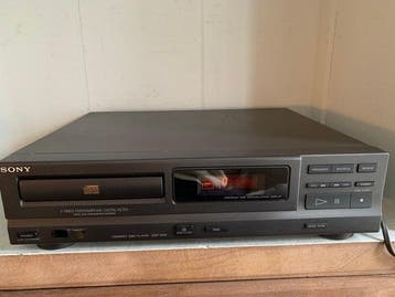 CDP-M18 - CDP-M18 Cd-speler, Nieuw