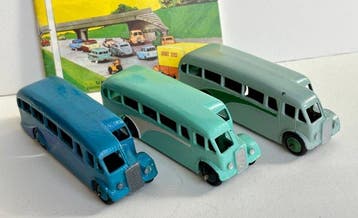 Dinky Toys 1:43 - Modelauto (3) - Coach bus (Dinky Toys) -