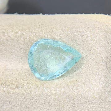 Zonder minimumprijs - 1 pcs Groen, Blauw Paraiba toermalijn, Handtassen en Accessoires, Edelstenen, Nieuw