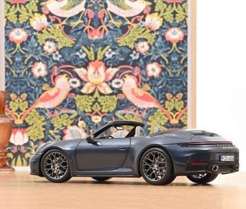 Norev 1:18 - Modelauto - Porsche 911 Carrera Cabriolet 2025