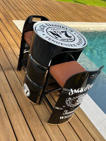 Bar - Metaal - Jack Daniel’s-set (een tafel en twee