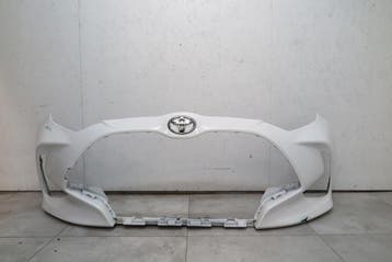 voorbumper Toyota Yaris IV 4, Auto-onderdelen, Verzenden, Gebruikt