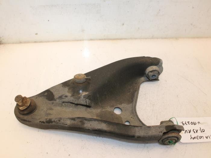 Draagarm rechts-voor Dacia Lodgy O124783, Auto-onderdelen, Ophanging en Onderstel