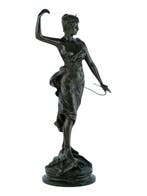 A. Levasseur - Beeld, Diane Chasseresse - 54 cm - Brons