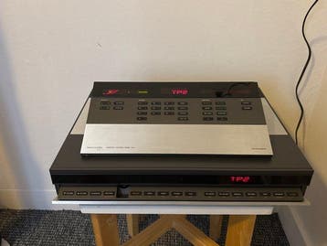 Bang & Olufsen - Beomaster 5000 + Master Control Panel 5000, Nieuw