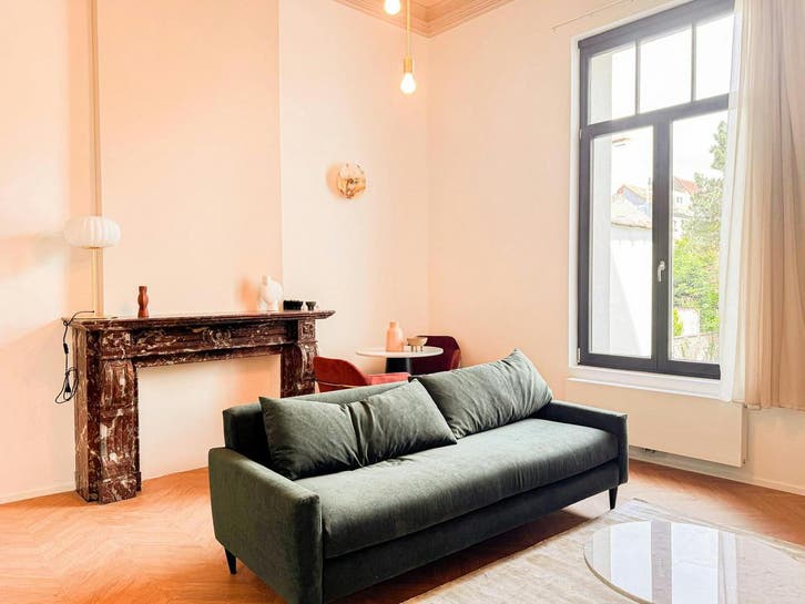 Appartement en Rue Xavier De Bue, Uccle, Immo, Appartementen en Studio's te huur