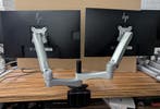 dubbele monitorarm met tafelklem (15 stuks), Informatique & Logiciels, Moniteurs, Ophalen of Verzenden