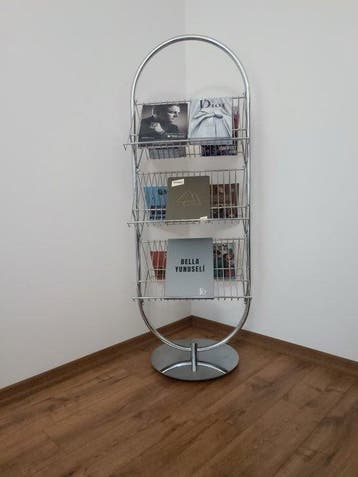 Fritz Hansen - Verner Panton - Porte-revues - vp rack -