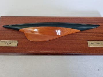 Demi-coque de yacht Endeavour Classe J, Yves Gaignet, Coupe