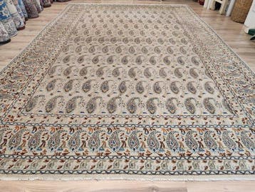 Keshan - Tapis - 3.55 m - 2.5 m - Royal Boteh Blume Kashmir, Huis en Inrichting, Stoffering | Tapijten en Vloerkleden, Nieuw