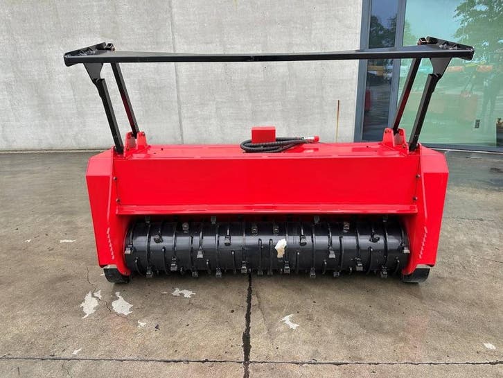 Veiling: Mulcher GIYI 72 PRO 2026 Nieuw, Articles professionnels, Machines & Construction | Pièces, Enlèvement