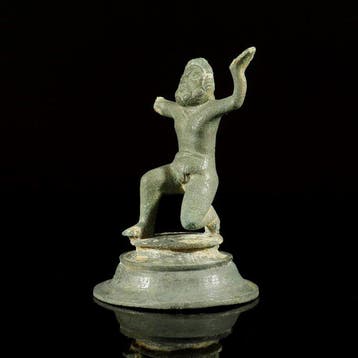 Oud-Romeins Brons Beeldje dat de god Atlas uitbeeldt. - 69, Antiek en Kunst