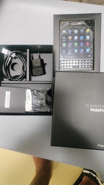 Blackberry Passport - Mobiele telefoon - In originele, Nieuw