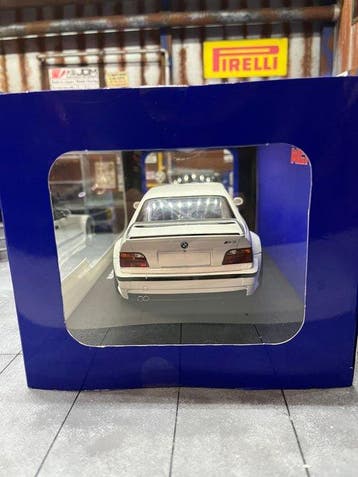Werk83 1:18 - Modelauto - BMW M3 (E36) GTR Plain Body, Nieuw