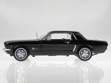 Welly 1:18 - Modelauto - Ford Mustang 1964 1/2 - Diecast