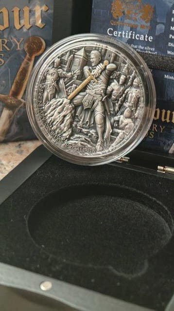 Niue. 5 Dollars 2024, Excalibur, 2 Oz, Box & COA