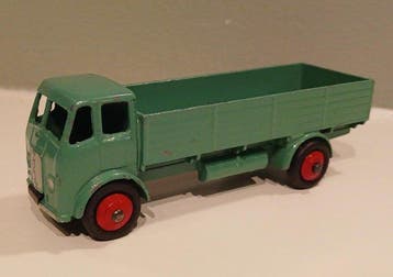 Dinky Toys 1:43 - Voiture miniature - 420 Dinky lorry