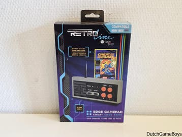 Nintendo Nes Mini - Edge Gamepad - Retroline - NEW, Games en Spelcomputers, Verzenden, Gebruikt