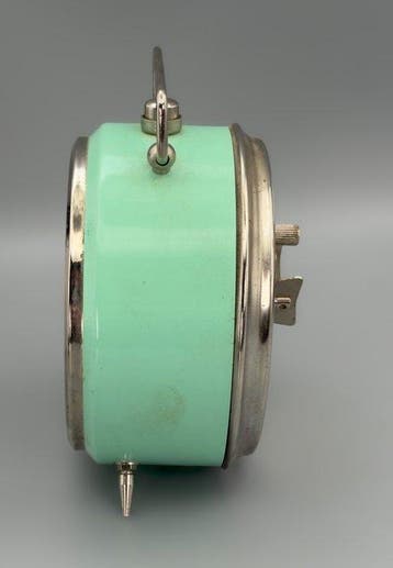 Junghans - Mechanical Alarm Clock – Rare Mint Green – German, Nieuw