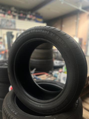 Banden 245/45R17 96Y Continental RFT, Auto-onderdelen, 18 inch, Band(en), Zomerbanden, Gebruikt