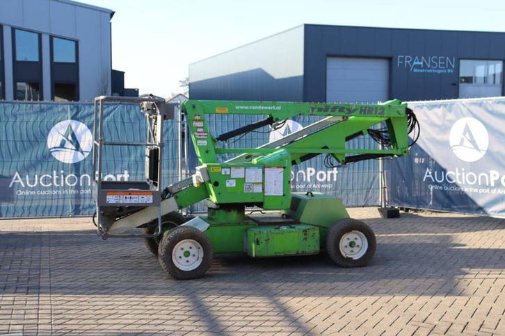 Veiling: Knikarmhoogwerker Niftylift HR12NDE Elektrisch + Di, Zakelijke goederen, Machines en Bouw | Liften, Steigers en Ladders