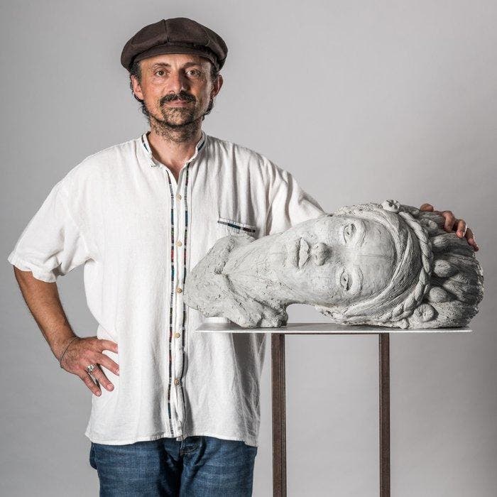 Francioni Mastromarino (1978) - sculptuur, We should all be, Antiek en Kunst, Kunst | Designobjecten