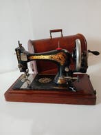 Singer (1897) Naaimachine - Gietijzer, Hout