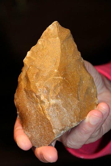 Paleolithisch Vuursteen Bifaces - 130 mm (Zonder