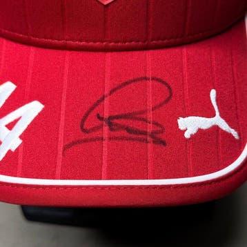Ferrari - Formule 1 - Lewis Hamilton - 2025 - Pet, Nieuw