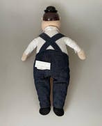 Unknown - hardy - Figuur - Plüschfigur Mann mit Hosenträgern