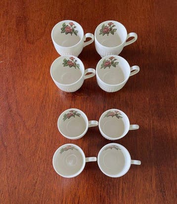 Wedgwood - Service à café (16) - Moss Rose - Poterie -