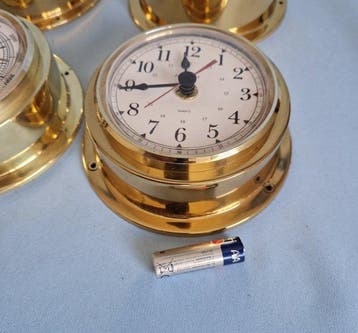 Junghans - Weerstation (4) - Messing